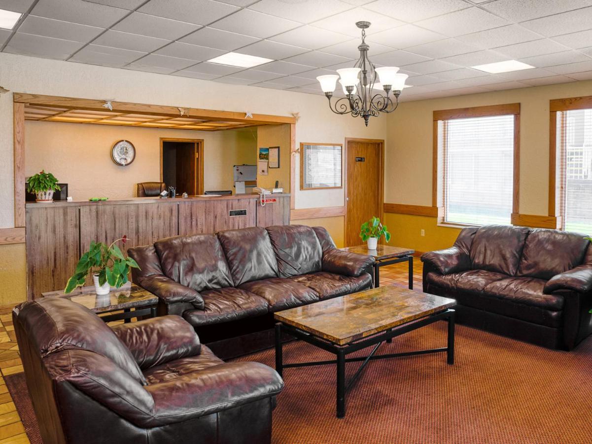 Oyo Hotel Guymon Ok Us-64 Экстерьер фото