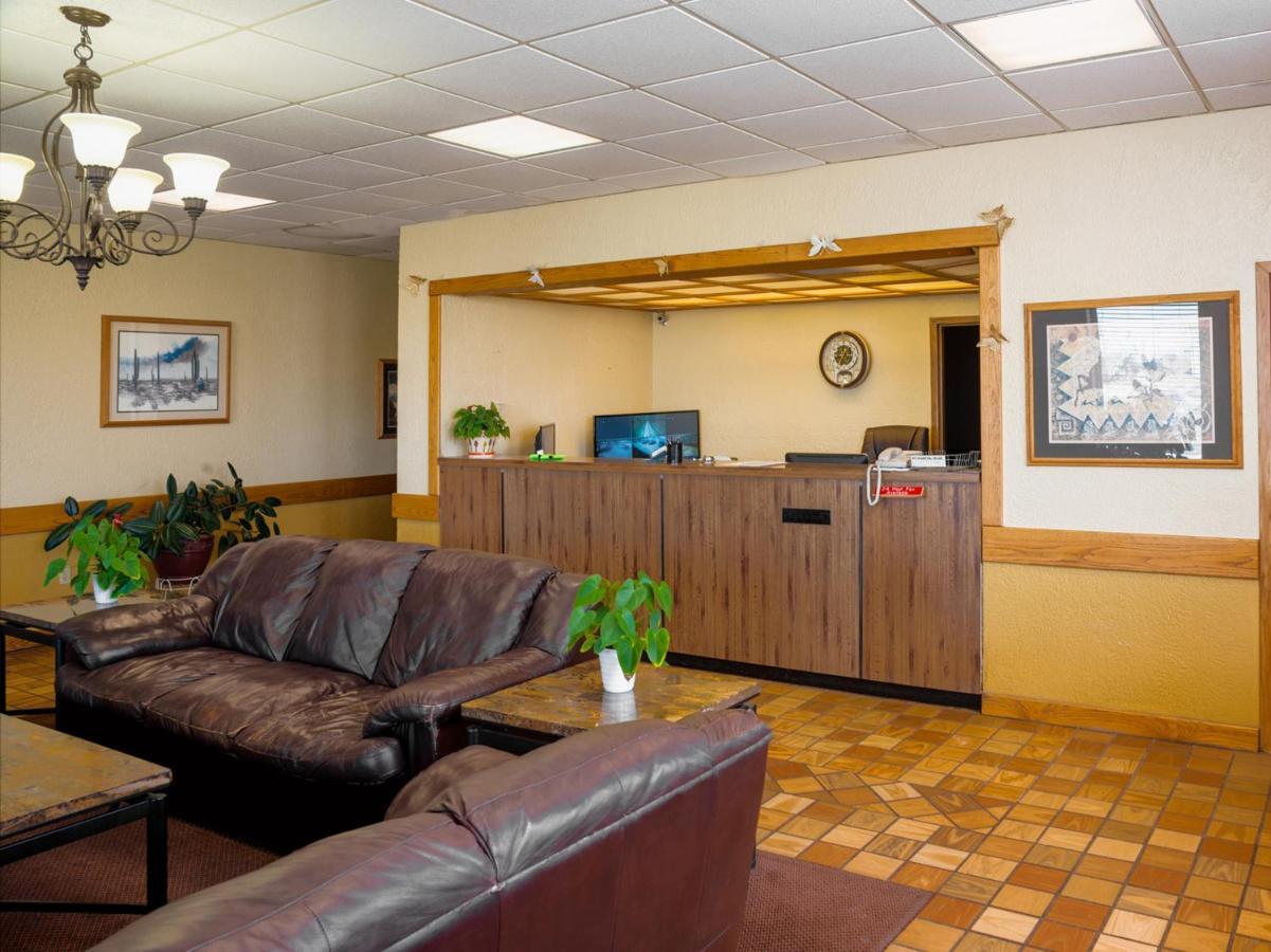 Oyo Hotel Guymon Ok Us-64 Экстерьер фото